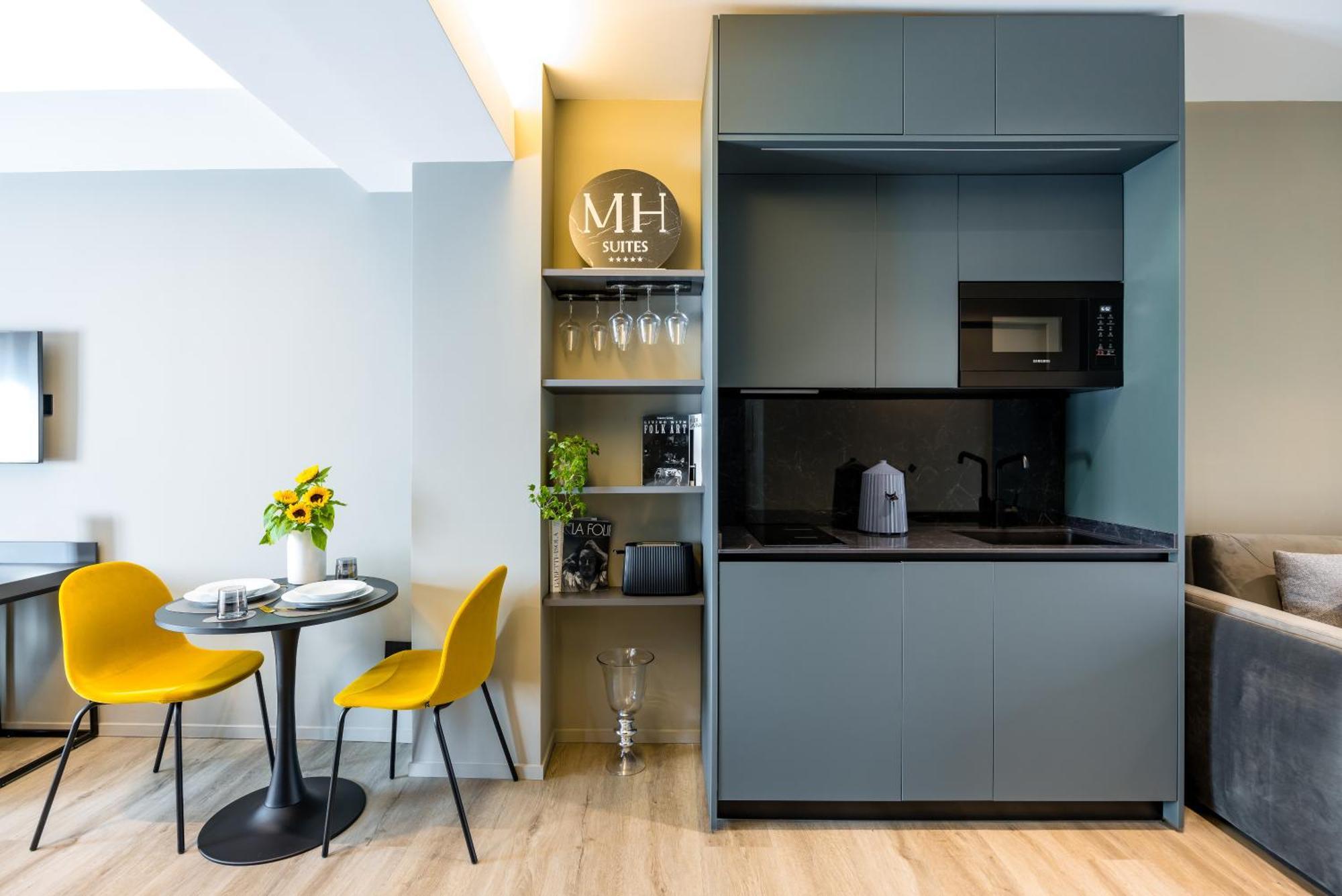 Mh Suites Plebiscito 那不勒斯 外观 照片