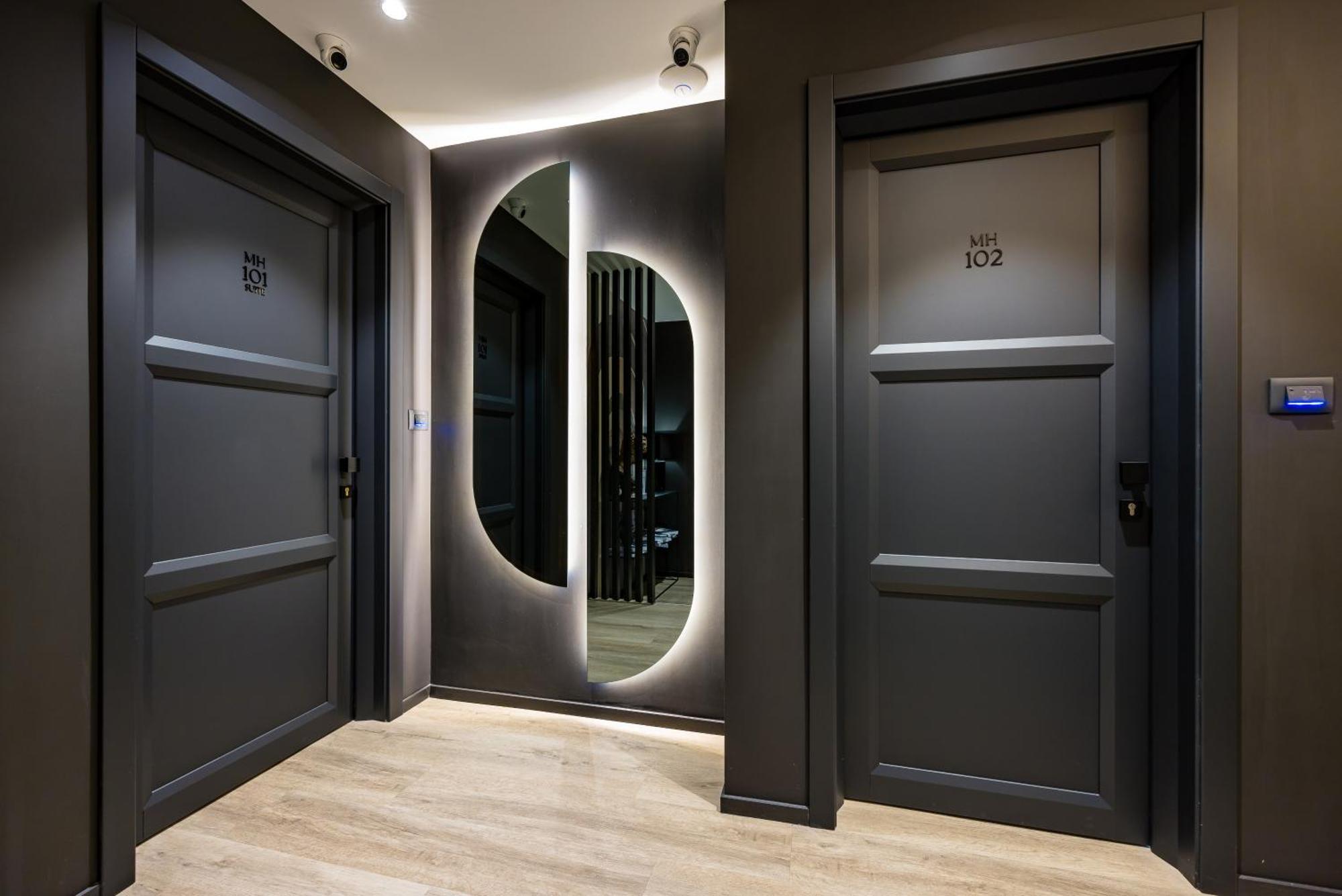 Mh Suites Plebiscito 那不勒斯 外观 照片
