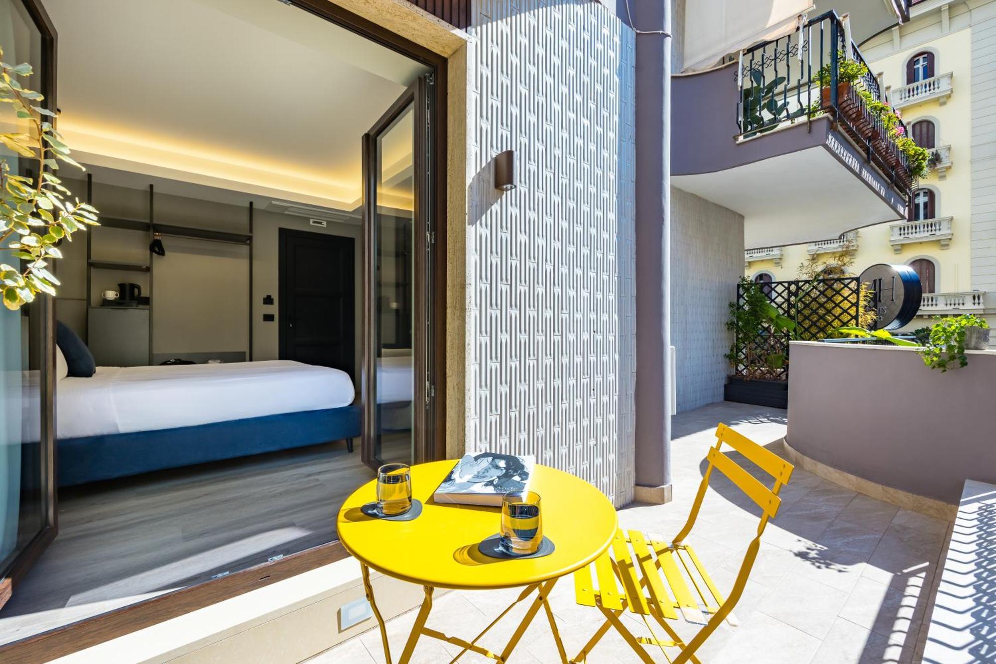 Mh Suites Plebiscito 那不勒斯 外观 照片