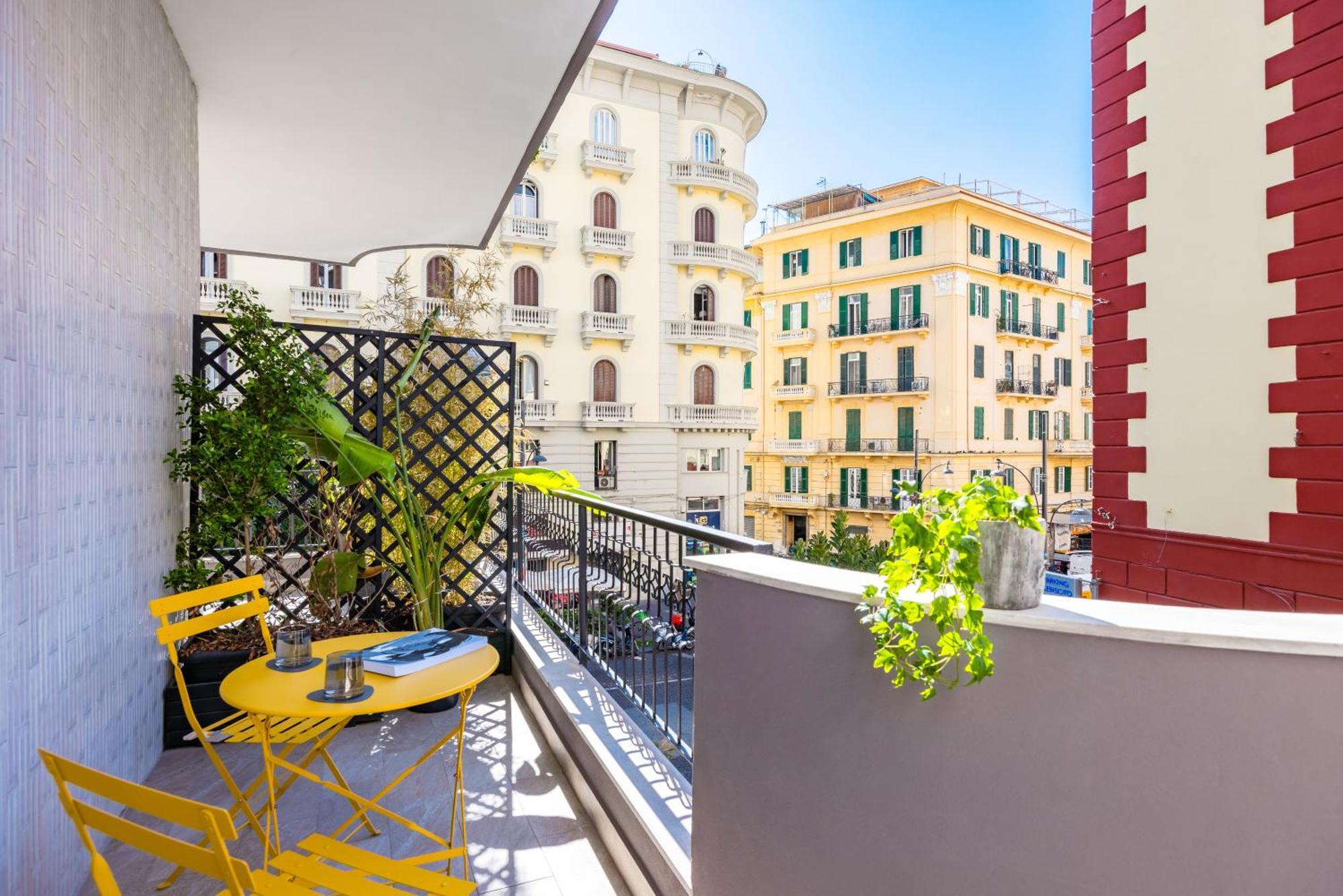 Mh Suites Plebiscito 那不勒斯 外观 照片